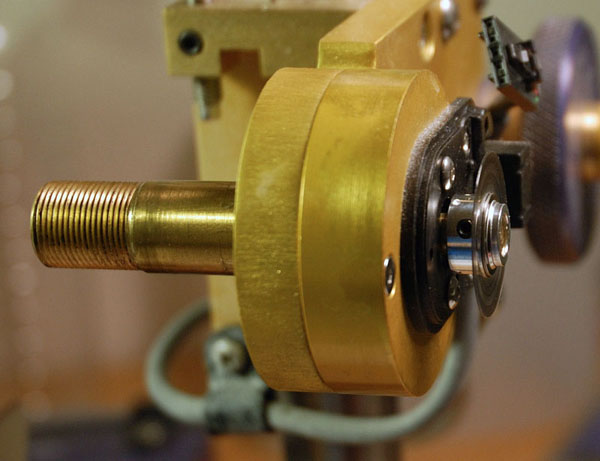 Omni-E Faceting Machine Head - Digital Encoder Disassembly and Removal Omni-E Faceting Machine Head - Digital Encoder Disassembly and Removal